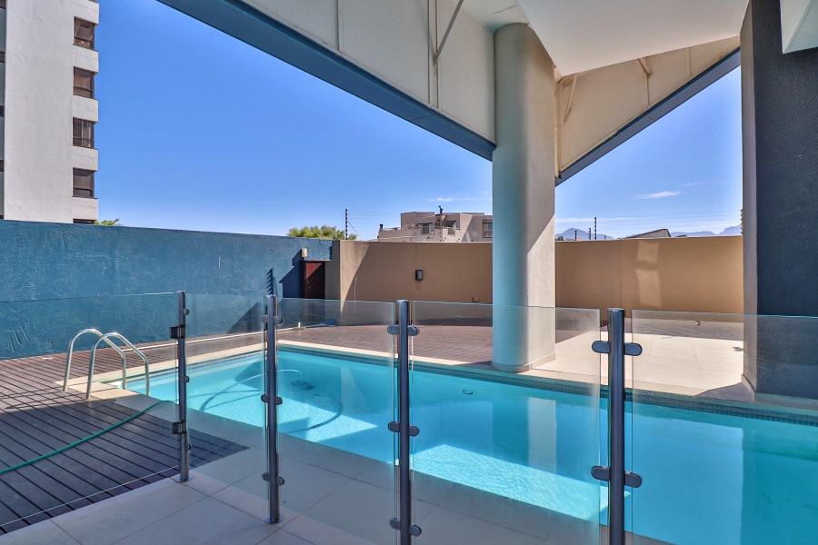 To Let 4 Bedroom Property for Rent in Strand North Western Cape